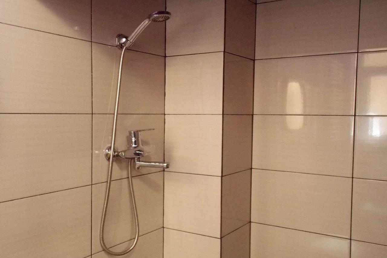 Apartment At Teodora Sqr Lviv Eksteriør billede